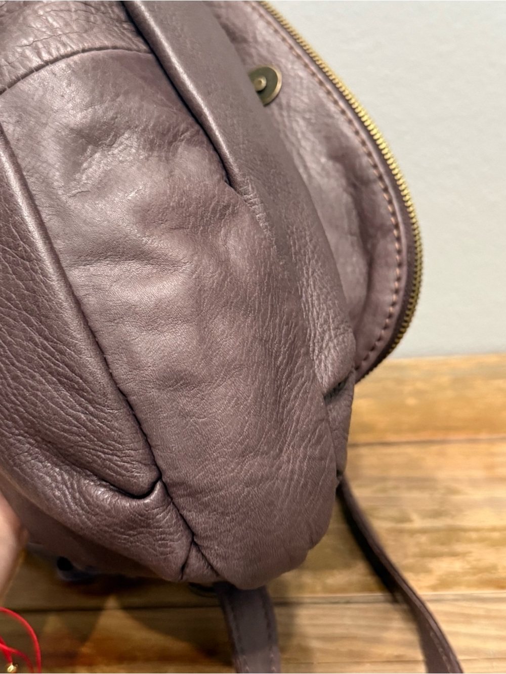 Vera Pelle Italy Dark Eggplant Soft Leather Crossbody Sling Bag Tassel Italy - Picture 5 of 9